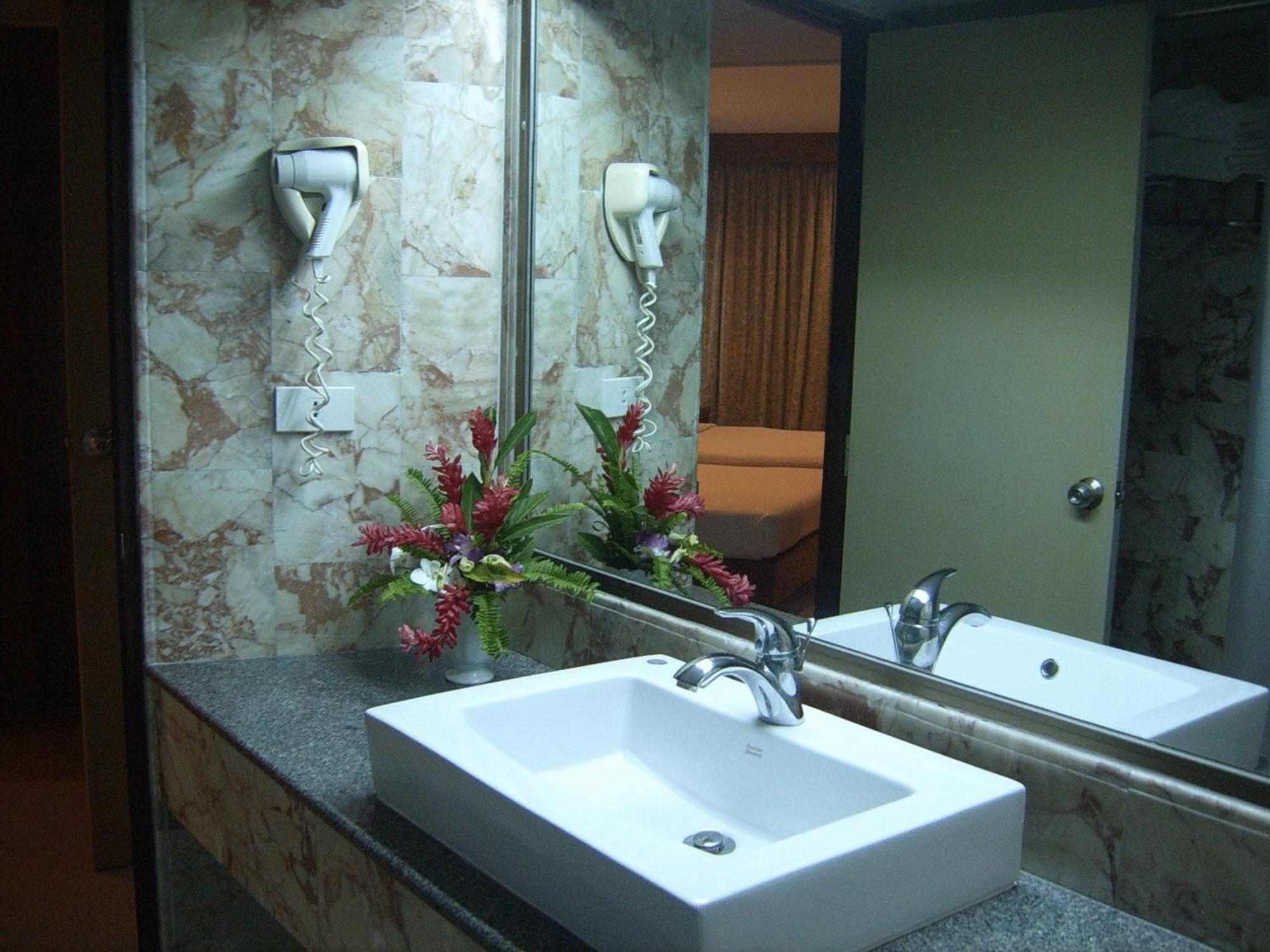 Royal Twins Palace Hotel Pattaya Eksteriør billede