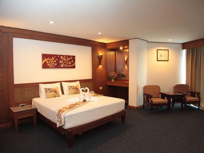 Royal Twins Palace Hotel Pattaya Eksteriør billede