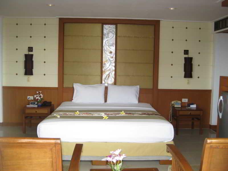 Royal Twins Palace Hotel Pattaya Eksteriør billede