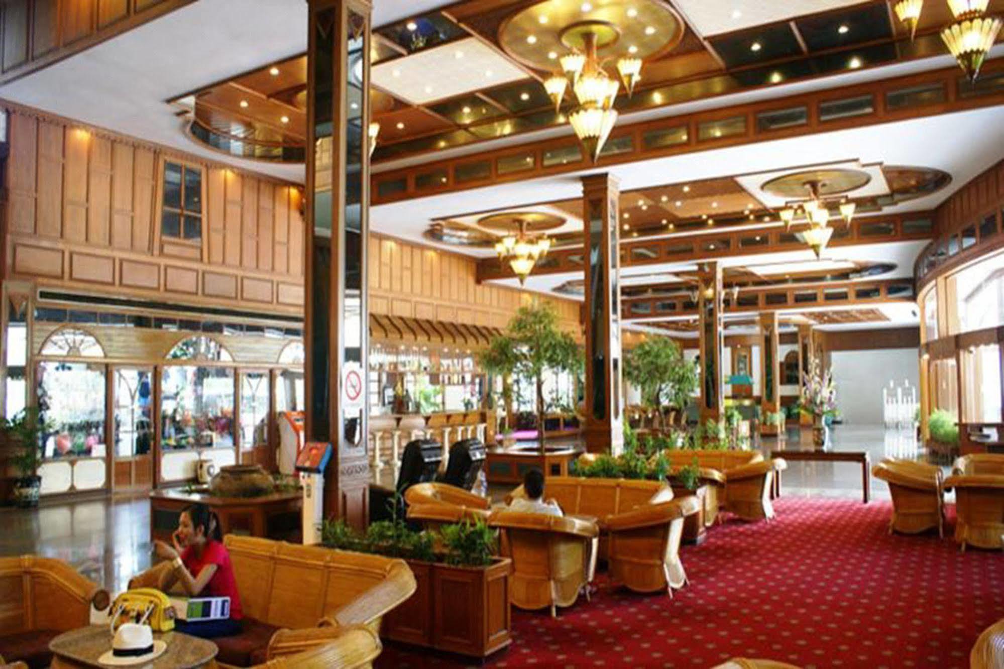 Royal Twins Palace Hotel Pattaya Eksteriør billede
