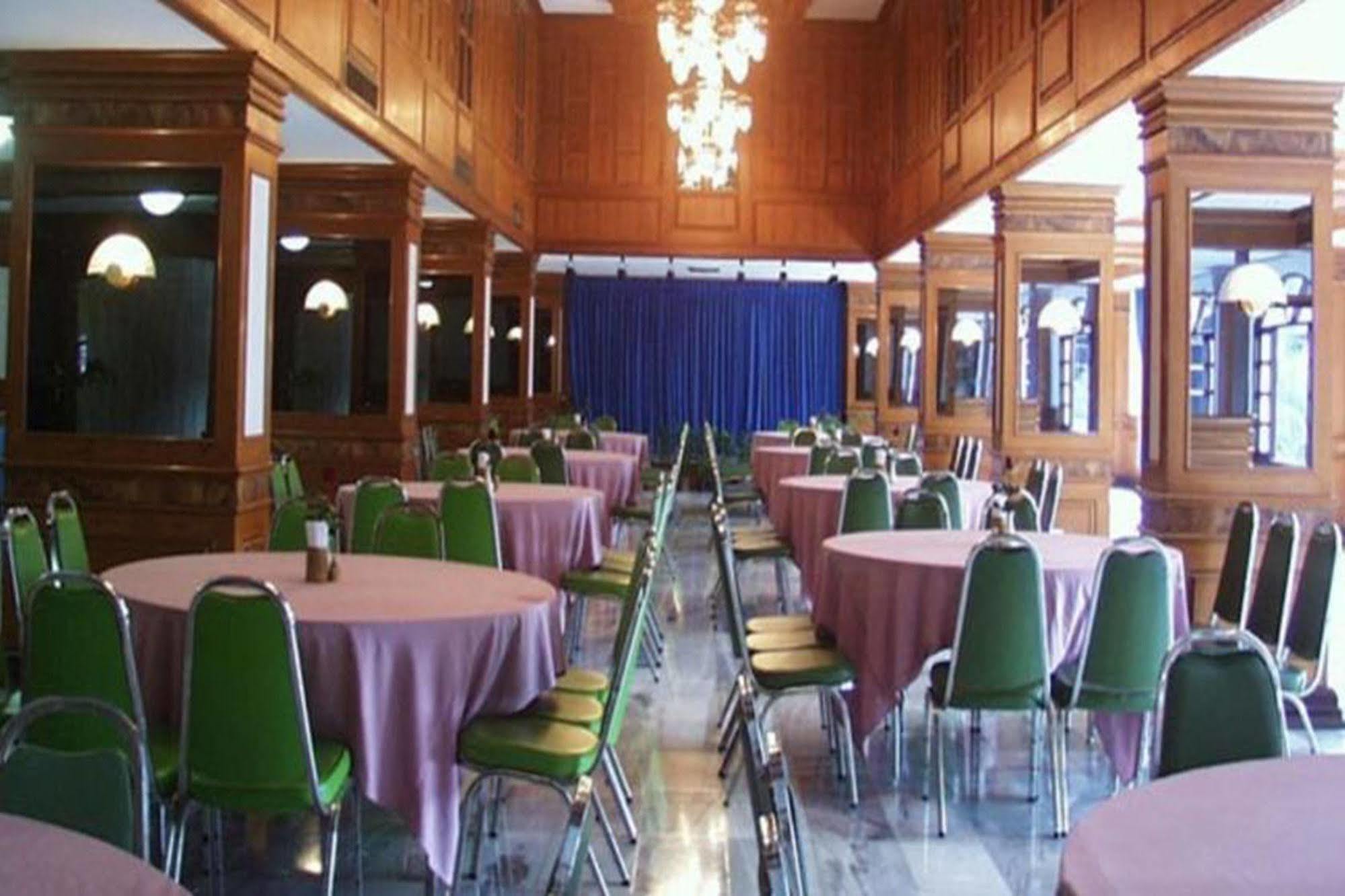 Royal Twins Palace Hotel Pattaya Eksteriør billede