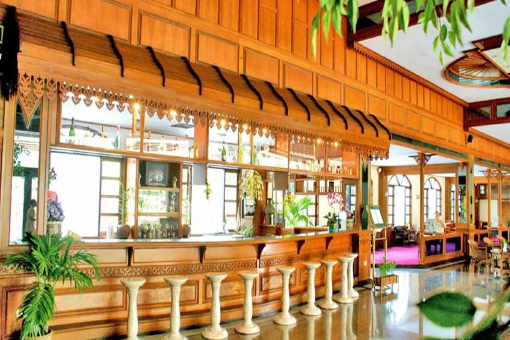 Royal Twins Palace Hotel Pattaya Eksteriør billede